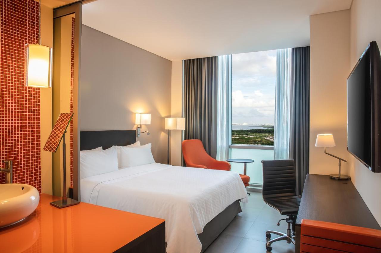 Fiesta Inn Cancun Las Americas Zewnętrze zdjęcie